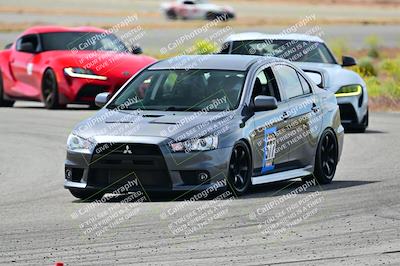 media/May-04-2024-Team Topak Racing (Sat) [[1dff1aa745]]/Inter Low 1/Session 2/
